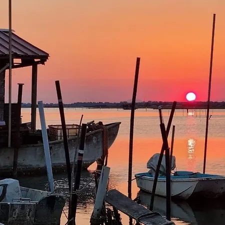 Modern Downtown Flat Near The *