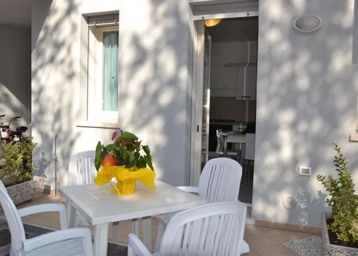 Διαμέρισμα Modern Downtown Flat Near The *