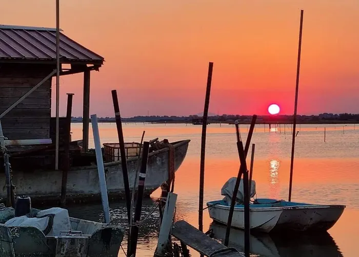 Modern Downtown Flat Near The *